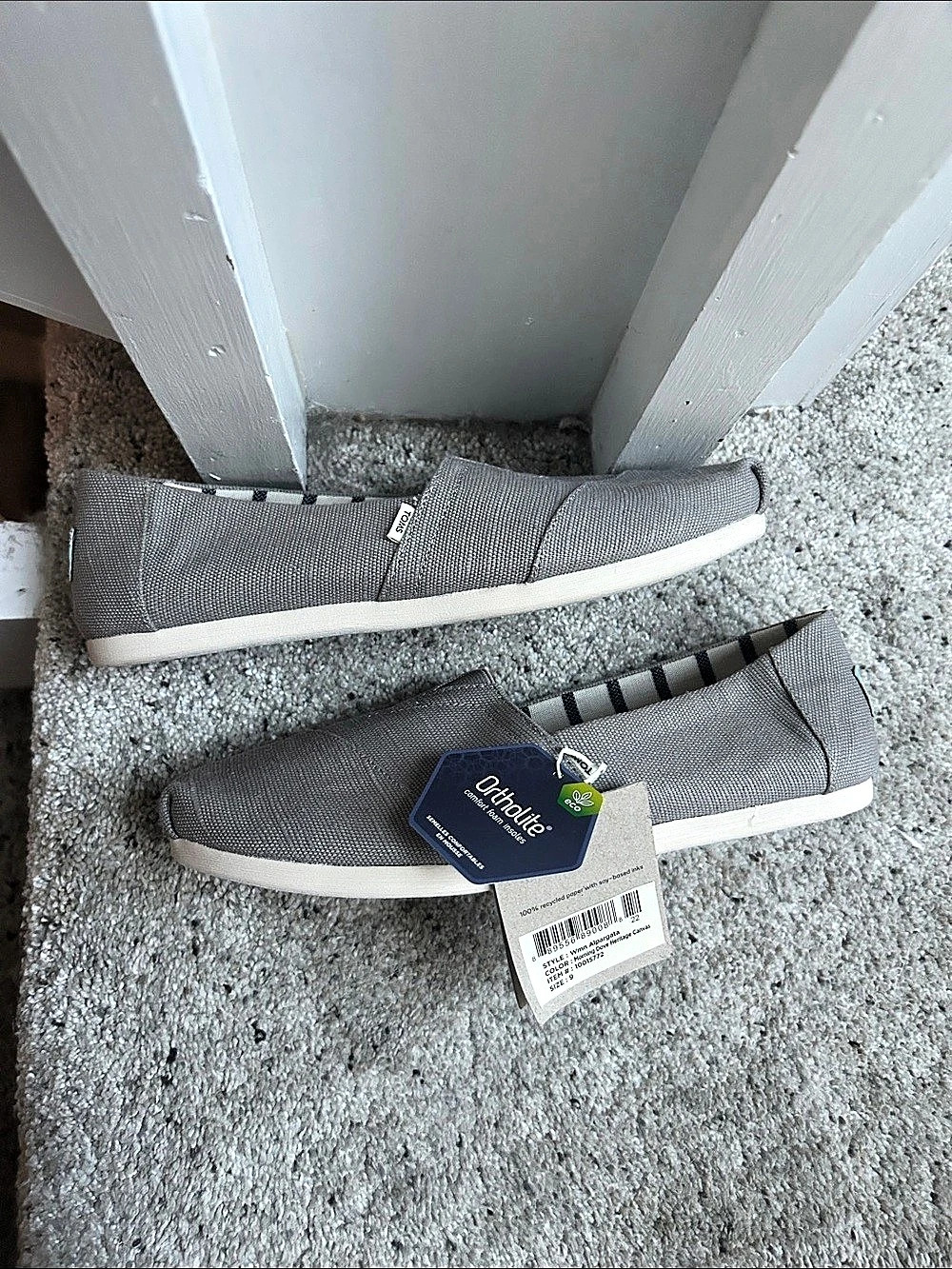 TOMS Alpargata Classic Heritage Canvas Gray Flats women’s size 9 new